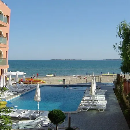 Sunny Bay Szálloda